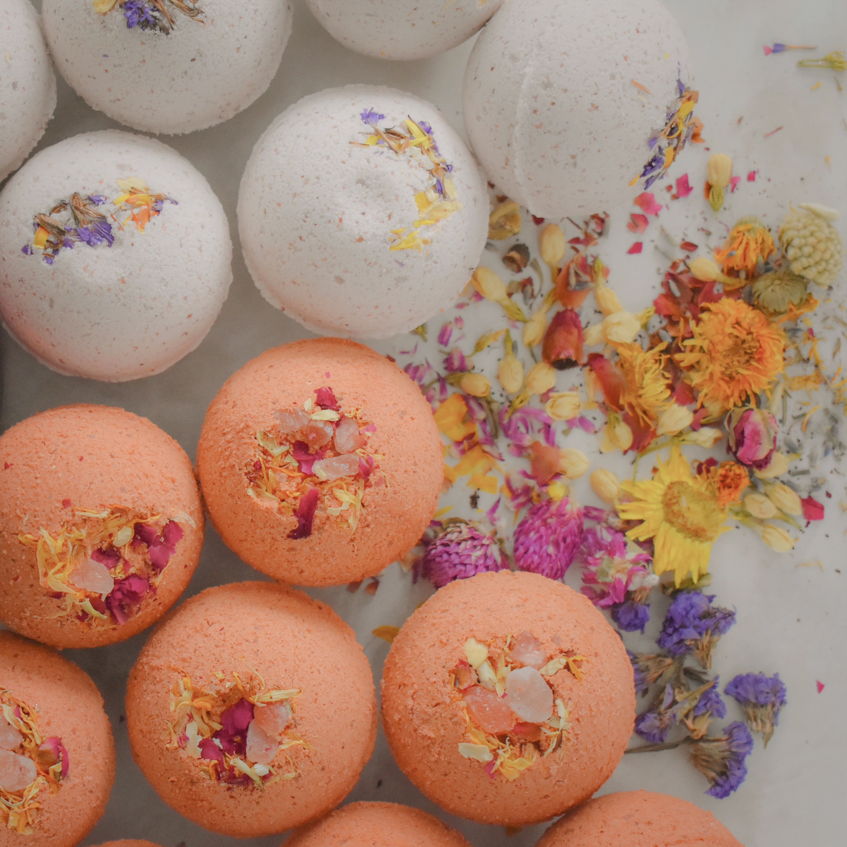 Cinnamon Kiss Bath Bomb